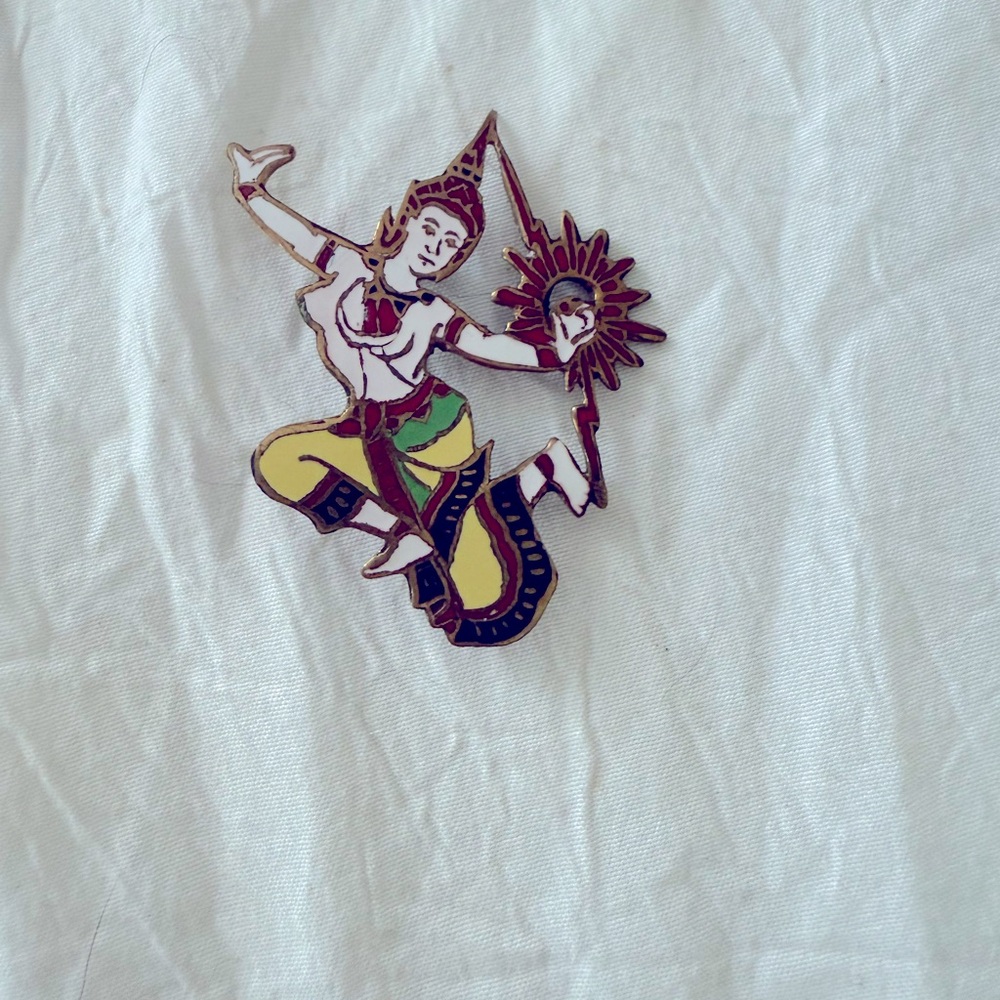 Siam dancer Brooch vintage